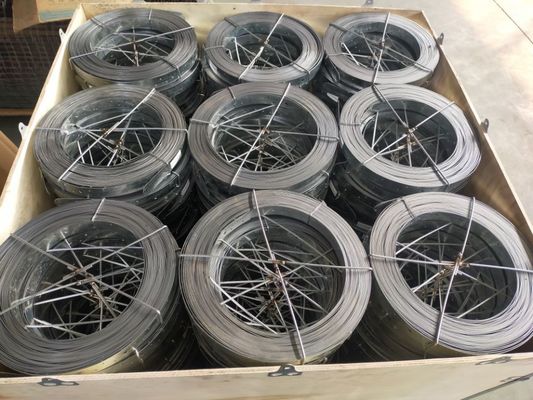 การก่อสร้าง สายพริ้วรอยเหล็กกระดาษ รางไม้ หนุนและลวดเชื่อม